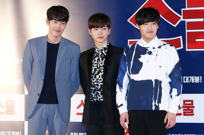 「2PM」のジュノ、映画『二十歳』の試写会に登場 ソウル