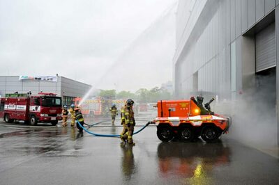 地震で建物崩壊・バス炎上、複合災害をどう防ぐ？…韓国・最新の緊迫訓練に「最先端ロボ」投入