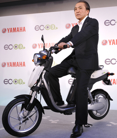 ヤマハ発動機、電動バイク「EC-03」発売へ