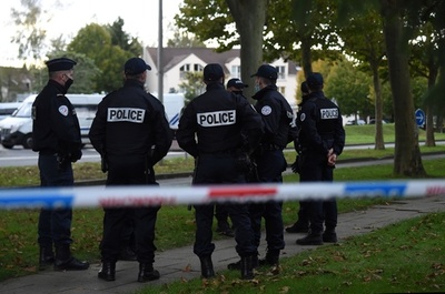 仏リヨン、刃物で武装したアフガン人逮捕 警察筋