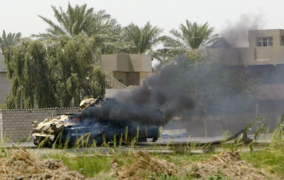 バグダッドで3件の自動車爆弾が爆発、少なくとも70人が死亡