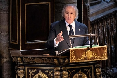 スターリング・モスさんの追悼礼拝、元F1王者らが参列