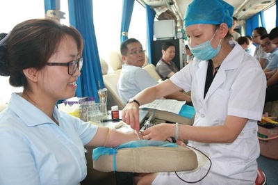 中国 献血年齢を65歳に延長する方針 献血法改正案の意見公募