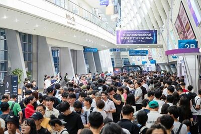 韓国最大級の自動車展示会、釜山モビリティショー開幕…8世代アバンテ公開