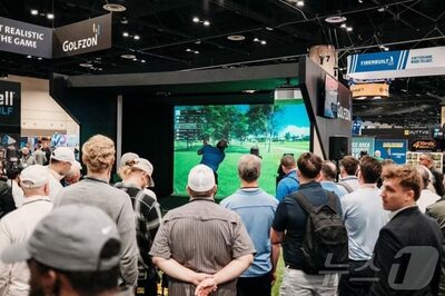 タイガー・ウッズも夢中の「スクリーンゴルフ」…韓国GOLFZON、米国売り上げが2倍