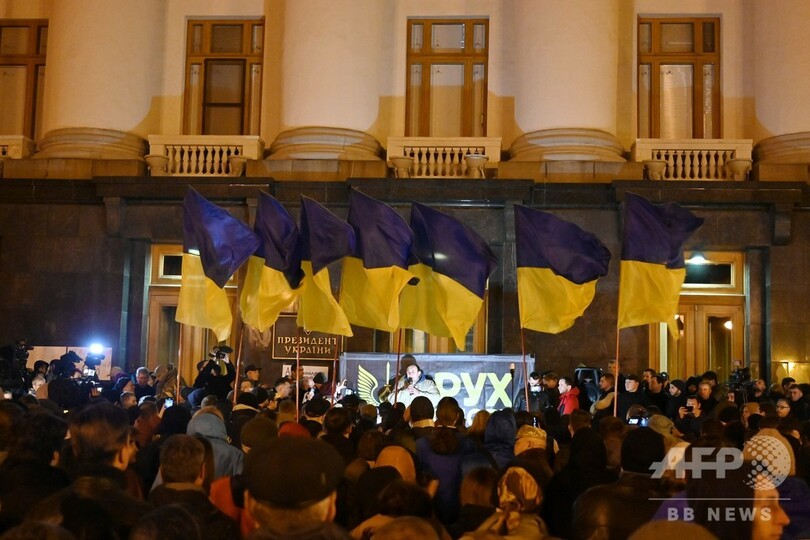 ウクライナ政府軍と独立派、東部要衝から撤退開始 ロとの首脳会談へ前進