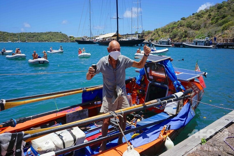 72歳の英男性、手こぎボートで単身大西洋横断 世界最年長記録を更新