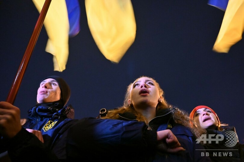 ウクライナ政府軍と独立派、東部要衝から撤退開始 ロとの首脳会談へ前進