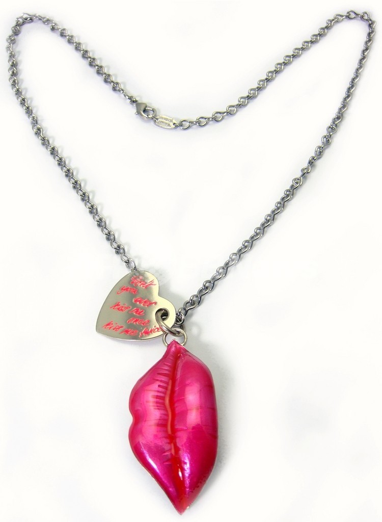 Check 大胆なリップモチーフに釘付け ヴィヴィアン ウエストウッドのバレンタインコレクション 写真4枚 国際ニュース Afpbb News