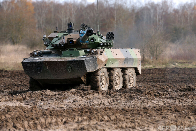 ウクライナに「西側から初の戦車」 仏が供与へ