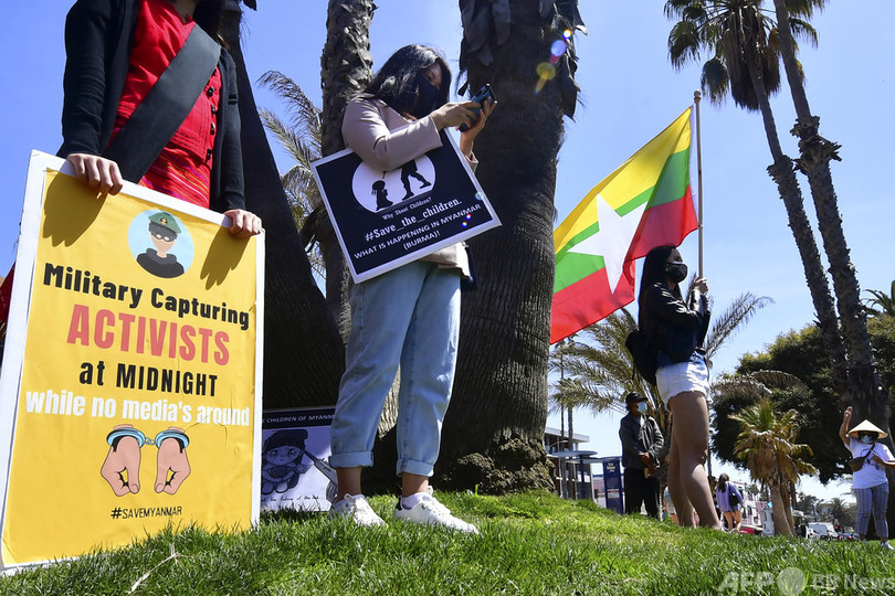 ミャンマー抗議デモ、死者700人超に