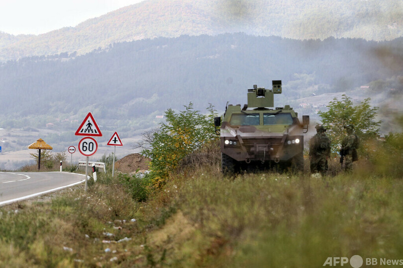 セルビア軍、コソボ国境付近でドローン撃墜