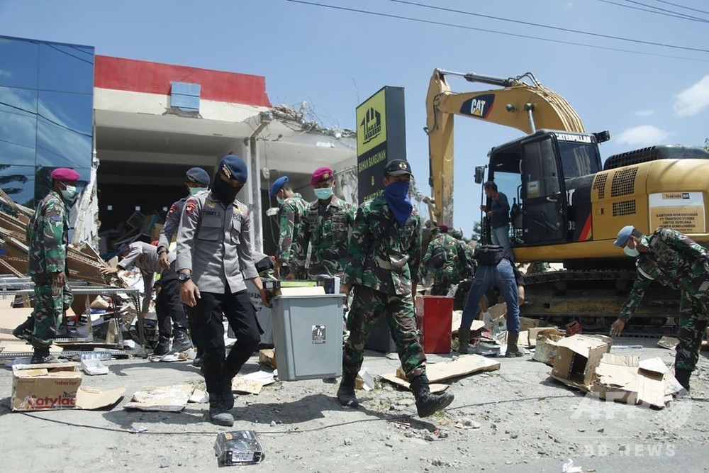 インドネシア・ロンボク島でM6.3、前回地震の死者は480人超に 写真1枚 国際ニュース:AFPBB News