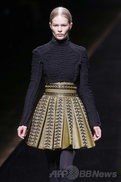 ＜14/15年秋冬パリコレクション＞バルマン