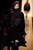 米ニューヨーク市内で発表された「BCBG マックス・アズリア」15/16年秋冬コレクション（2015年2月12日撮影）。(c)AFP/Getty Images/Frazer Harrison