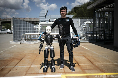 300キロ先の「分身」を遠隔操作 人型ロボットで検証実験 写真17枚 国際