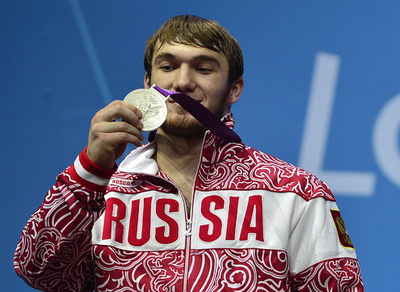 ロシアの重量挙げ選手、ドーピングでロンドンの銀メダル剥奪