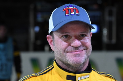 バリチェロ氏が脳卒中発症を告白、首に腫瘍摘出手術も