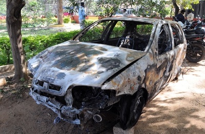 群衆がアフリカ女子学生を暴行、交通事故の報復か インド