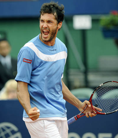 アカスーソ アンドレエフを降し準決勝へ