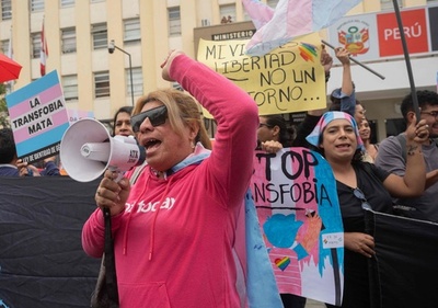 ペルー政府、「性転換症」を「精神疾患」に分類 LGBTQ+団体反発