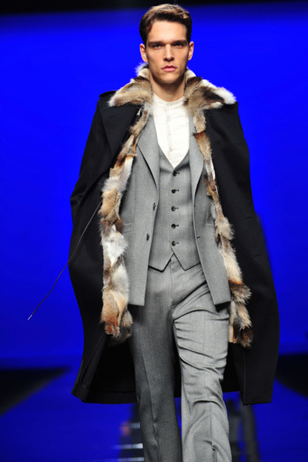 ＜11/12年秋冬ミラノ・メンズコレクション＞ロベルト・カヴァリ