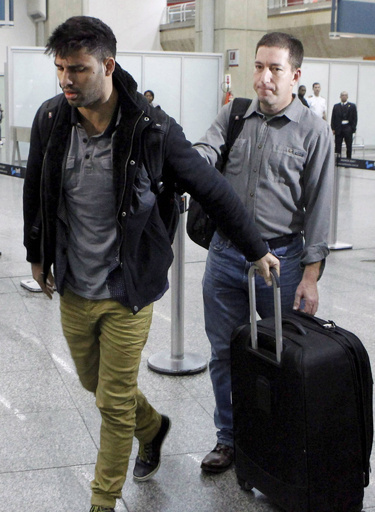 英警察、英紙記者パートナーから押収の「機密文書」の捜査開始