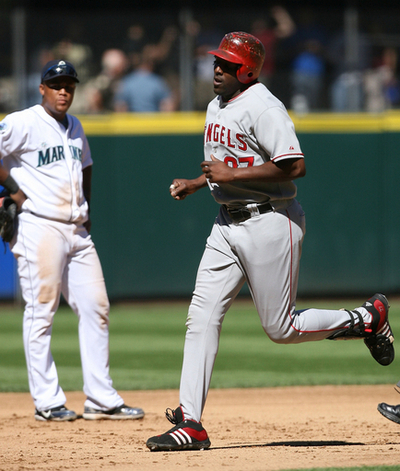 エンゼルス マリナーズを降し4連勝