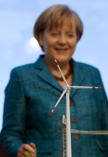 ドイツ初の洋上ウィンドファームが稼働