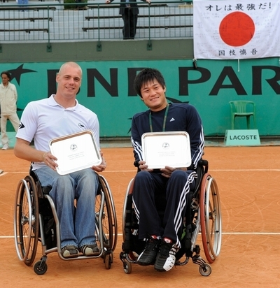 全仏3連覇の国枝 「活躍が励みになれば」