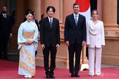 パラグアイ公式訪問中の秋篠宮ご夫妻、ペニャ大統領を表敬訪問<br />