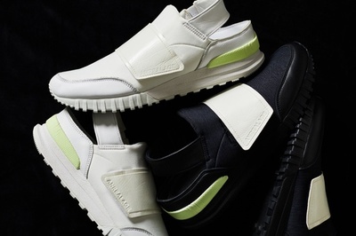 「オニツカタイガー × アンリアレイジ」コラボスニーカー第二弾