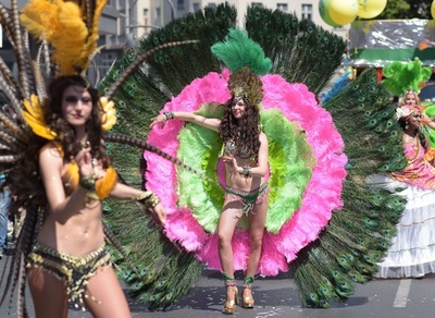 文化の多様性称える祭り、独ベルリン