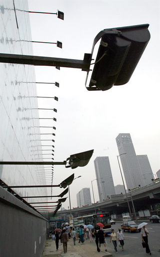 ＜北京五輪＞北京市、五輪へ向けて屋外広告も規制