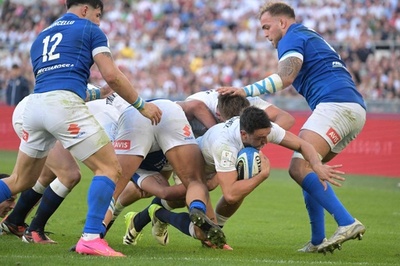 イングランドが伊に競り勝つ スコットランドも勝利 ラグビー6か国対抗