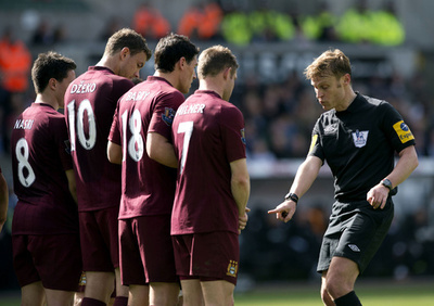 マンチェスター・シティとスウォンジーは引き分け