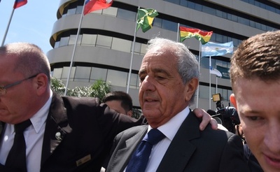 ボカファン数百人から殺害予告、リーベル会長が明かす