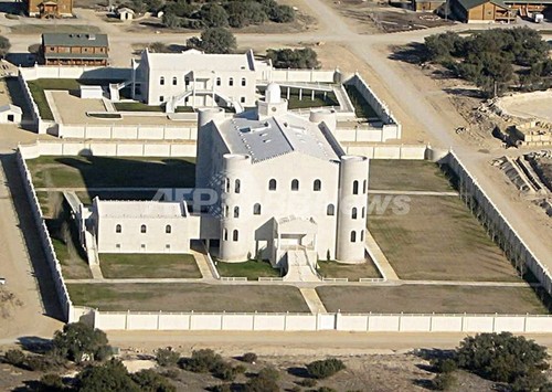 テキサス州大陪審 一夫多妻制教団の6人を訴追 写真2枚 ファッション ニュースならmode Press Powered By Afpbb News