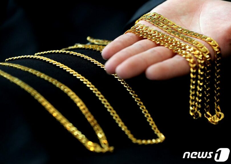 金のネックレス＝写真は記事の内容とは関係ありません(c)news1