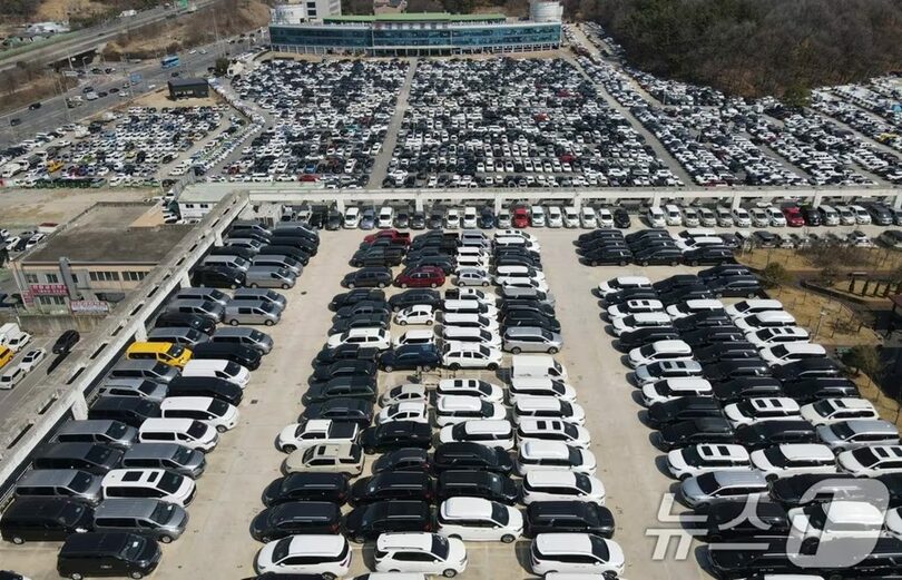 大田の中古車売買団地に駐車された車両(c)news1