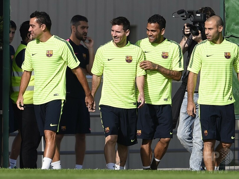 ネイマール、スアレスの公式戦デビューに期待