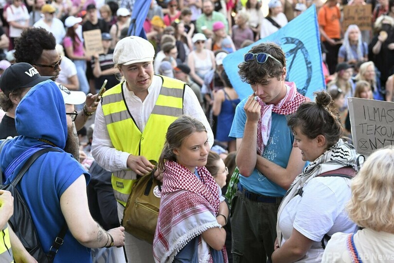 グレタさん、「絶滅への反逆」のデモ参加 フィンランド