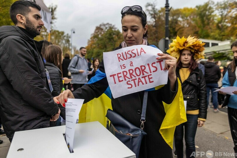 「ロシア大使館併合の是非問う住民投票」 ポーランドNGOが実施
