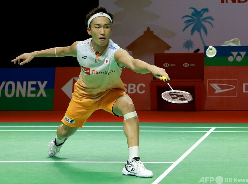 桃田が開始1分で途中棄権 山口は白星発進 WTファイナルズ