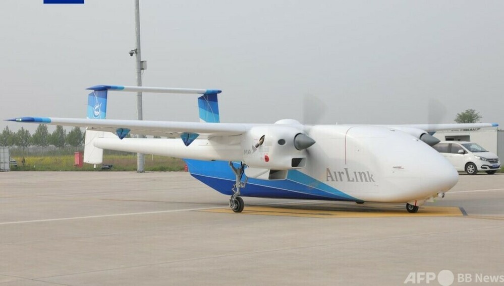 中国独自開発の「無人飛行トラック」が初飛行に成功