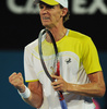 テニス、アピア国際（2013 Apia International Sydney Tennis Tournament）は12日、オーストラリアのシドニー（Sydney）で男子シングルス決勝が行われ、南アフリカのケビン・アンダーソン（Kevin Anderson）は3-6、7-6、3-6でオーストラリアのバーナード・トミック（Bernard Tomic）に敗れた。

ポイントを奪いガッツポーズを見せるケビン・アンダーソン（2013年1月12日撮影）。(c)AFP/Greg WOOD