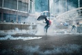 香港政府庁舎の外で警察が放った催涙ガス（2019年8月31日撮影）。(c)Anthony WALLACE / AFP