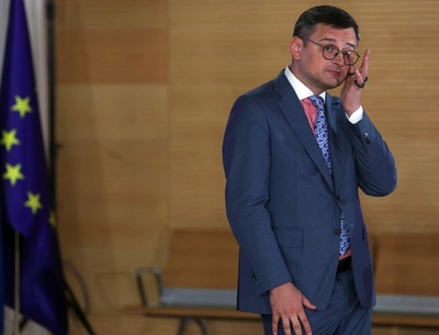 「黙ってろ」 ウクライナ外相、反攻遅れ批判に反発