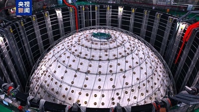 国際的な同種実験の10～20年分のデータを蓄積 中国江門ニュートリノ実験が工事建設を終了