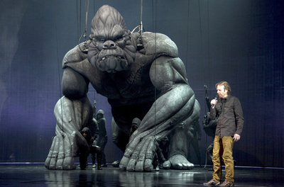 「キング・コング」の巨大ロボット人形を公開、豪メルボルン